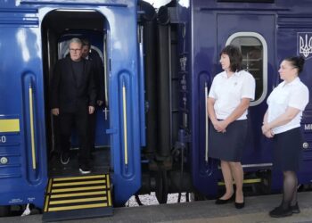 Прем'єр Британії Стармер уже в Києві – через кілька годин після російських ударів