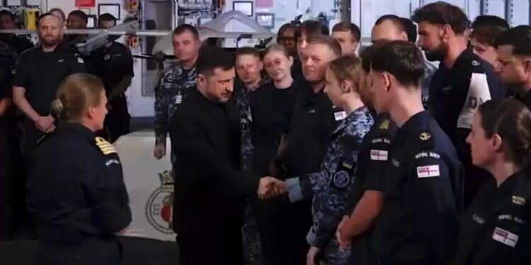 Зеленський і прем'єр Британії поспілкувалися з українськими та британськими моряками, які пройшли навчання Sea Breeze