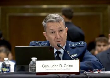 Український F-16 вперше збив російський винищувач – генерал США