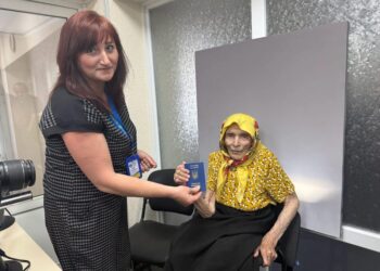 100-річна вінничанка оформила закордонний паспорт для подорожі в Нідерланди
