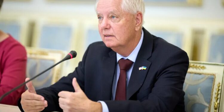 Сенат досяг з Білим домом згоди щодо версії законопроєкту про санкції проти росії – Грем
