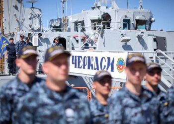 Зеленський і Бернем піднялися на борт українського корабля "Черкаси"