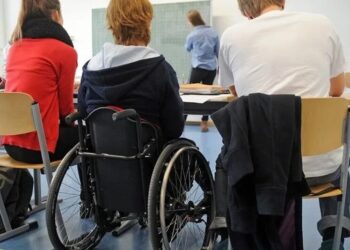 Студенти з особливими освітніми потребами у профколеджах зможуть навчатися за підтримки асистента