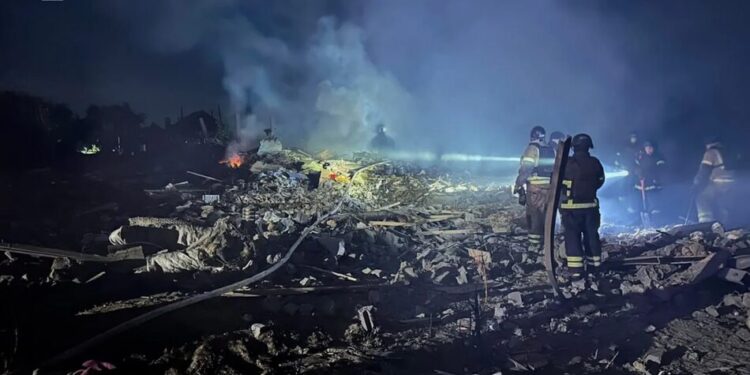 Зеленський: росія випустила по Україні понад 70 ракет зі значною кількістю балістики і 280 дронів, відомо про 8 загиблих