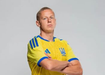 Зінченко вільним агентом залишив "Аякс"