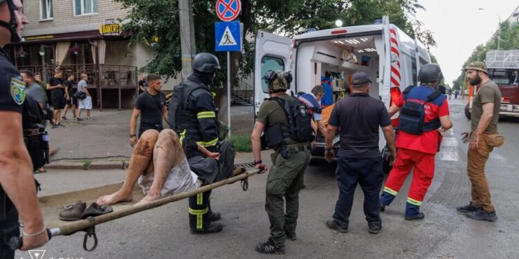 Ворог тричі атакував Слов'янськ авіабомбами: 16 поранених, серед них дитина