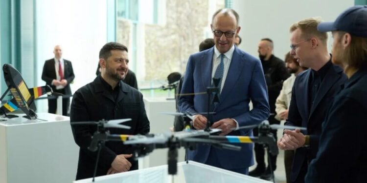 У блоці Мерца закликали укласти угоду з Україною щодо передачі технологій дронів