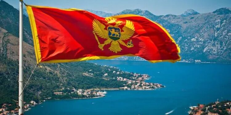 Чорногорія закриває безвіз для росіян і білорусів з 1 листопада