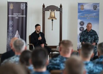 Україні в морі потрібна лінія оборони з дронами-перехоплювачами – Зеленський
