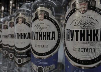 Смертність серед вільних чоловіків у рф втричі вища, ніж серед ув'язнених через алкоголь – СЗР