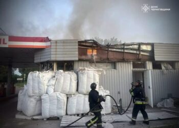 Російські удари по АЗС на Чернігівщині майже щоденні: 25 прильотів з початку літа