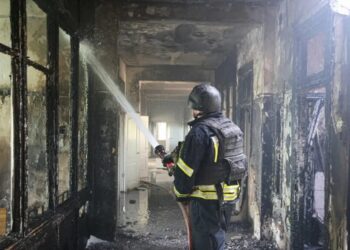 російські війська обстріляли лікарню у Херсоні, загинув медик