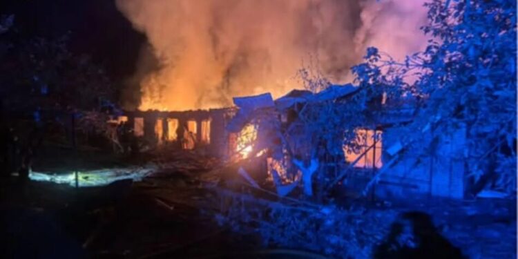 рф масовано атакувала Одещину ракетами і дронами: поранено жінку та дитину