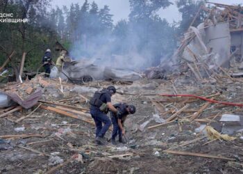 В умовах війни, з таким ворогом не можна проводити будь-які виставки зброї – Зеленський про удар по Бучанському району
