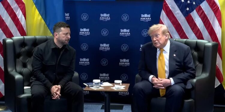 Трамп заявив про "дуже добрі відносини" із Зеленським після зустрічі на саміті НАТО