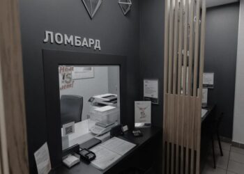 У росії зростає боргове навантаження – прострочені мікропозики та попит на ломбарди збільшуються