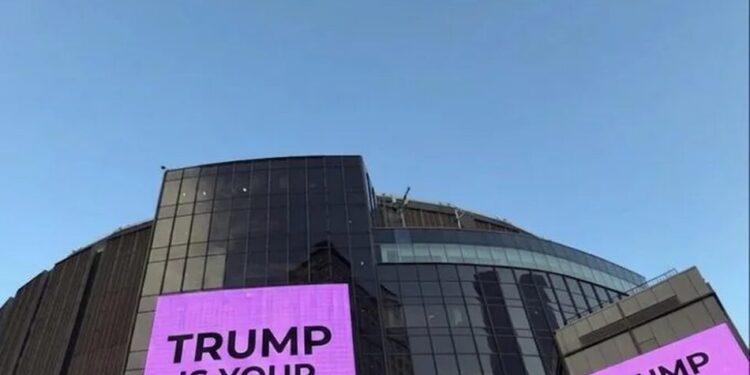 У Трампа спробували потролити Тейлор Свіфт на тлі її весілля – ЗМІ