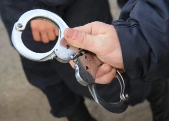 У Києві поліція затримала журналіста Євгена Шульгата, офіційна причина – проблеми з обліковими документами