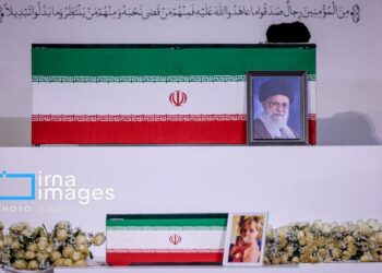 Іран розпочинає похорон Хаменеї як жест виклику на адресу США – WSJ