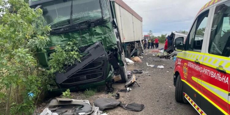 Масштабна ДТП із 12 загиблими на Миколаївщині: розпочато розслідування