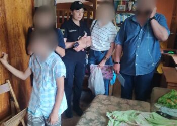 У Харкові 2-річного хлопчика госпіталізували у стані клінічної смерті після удару струмом, з сім'ї вилучили дітей – поліція