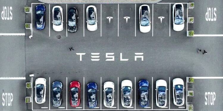 Tesla перевершила прогнози Волл-стріт і встановила рекорд поставок у другому кварталі