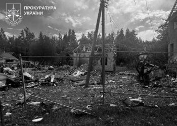 Кількість загиблих від удару рф по збройовій виставці на Київщині зросла до 12