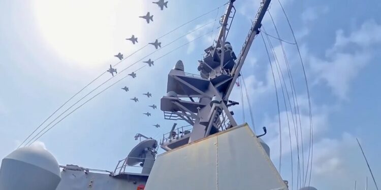 США поновили удари по Ірану "для захисту судноплавства в Ормузькій протоці"