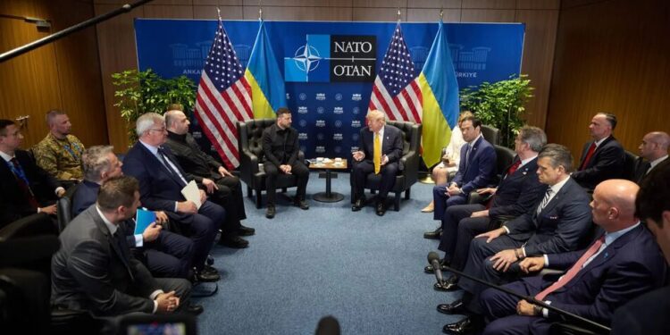 Обговорили зміцнення ППО та ідеї для наближення миру – Зеленський заявив про "хорошу зустріч" із Трампом