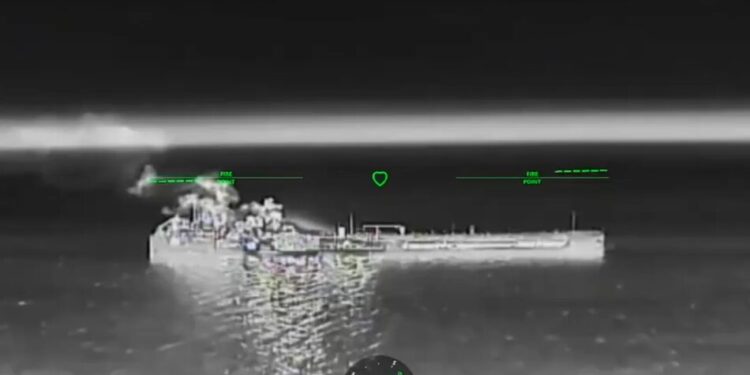 Україна уразила ще 9 танкерів "тіньового флоту" росії в Азовському морі