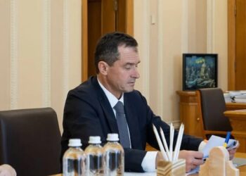 Зеленський звільнив Ченцова з посади представника України при ЄС