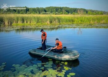 Двоє братів потонули на Чернігівщині: тіло 17-річного юнака знайшли водолази