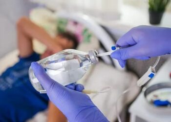 На Закарпатті після відпочинку в готелі госпіталізували 12 людей, серед них восьмеро дітей