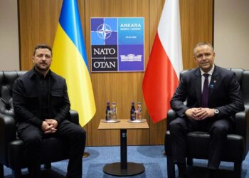 "Загроза у нас одна і спільна – росія": Зеленський провів "важливу і потрібну розмову" із президентом Польщі