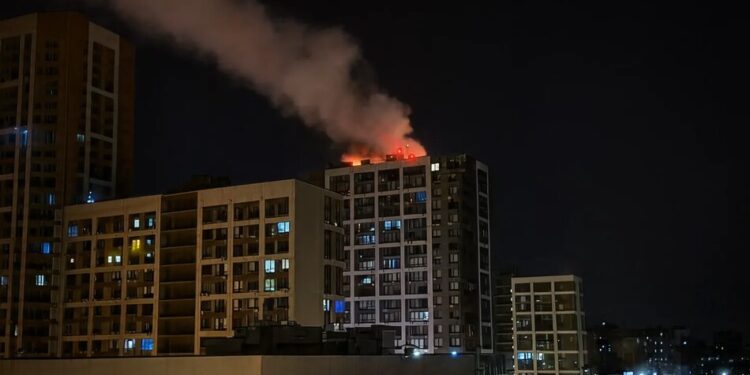 Внаслідок атаки рф на Київщину постраждали троє людей – ОВА