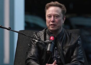 Маск пояснив, як росіяни могли отримати Starlink для війни проти України