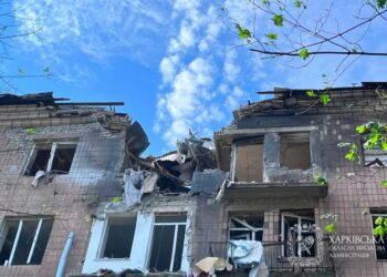 Через російський удар по багатоповерхівці у Харкові росте кількість постраждалих