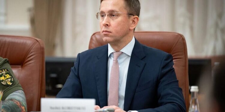 Корецький та новий уряд склали присягу в Раді
