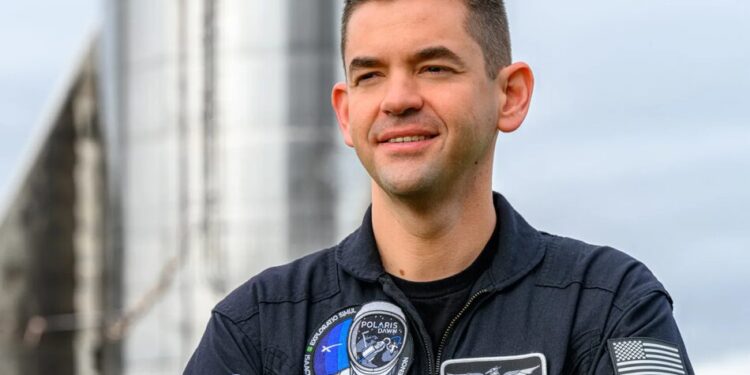 Глава NASA порушив заборону та пролетів на винищувачі F-5 на авіашоу у Вашингтоні