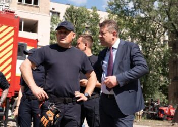 70 іноземним дипломатам показали наслідки російських ударів по Києву