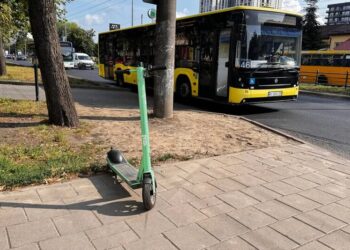 У Львові посилили правила для електросамокатів – шоломи, швидкість до 15 км/год і вік від 16 років