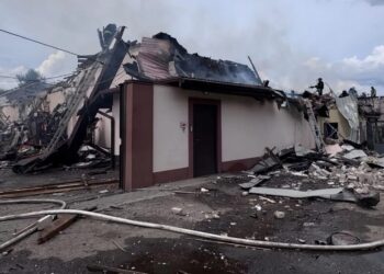 Аварійно-рятувальні роботи в Запоріжжі завершено після авіаударів рф – загинула жінка, 11 людей поранені