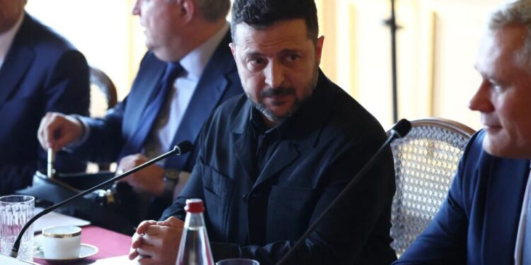 У Парижі стартувала презентація Антибалістичної коаліції за участі Зеленського