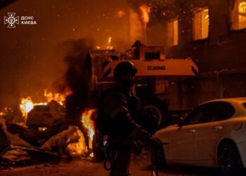Ракетна атака рф на Київ забрала життя людини, двоє поранених
