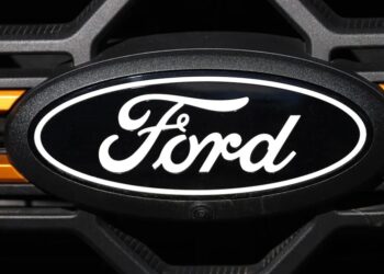 Ford та Geely спільно вироблятимуть авто з низьким рівнем викидів в Іспанії