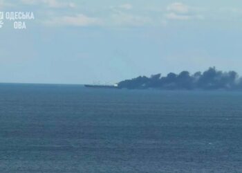 У Чорному морі у результаті атаки рф уражено цивільне судно під прапором Ліберії, зафіксовано задимлення – ОВА