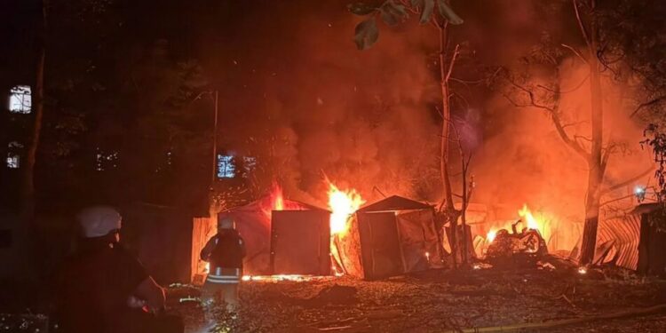 рф атакувала Одесу дронами, поранений 23-річний чоловік, горіли гаражі