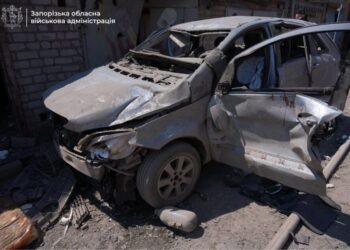 Ворог атакував Запоріжжя авіабомбами та безпілотником: одна людина загинула, дев'ятеро поранені