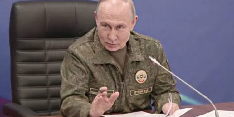 путін не готовий до мирних переговорів щонайменше до 2027 року – FT