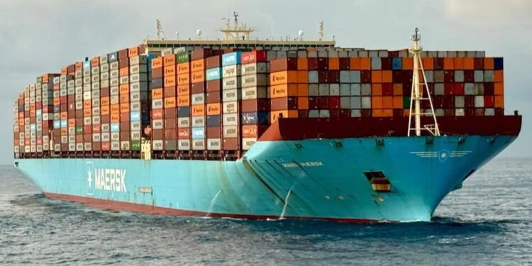 Maersk зупиняє контейнерні рейси до українського порту Чорноморськ через атаки рф